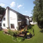 Πανσιόν Mosel-pension Gaestehaus Christiane,
