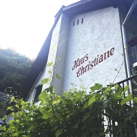 Гостевой дом Mosel-pension Gaestehaus Christiane,