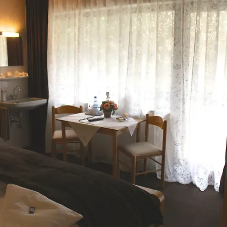 Mosel-pension Gaestehaus Christiane, 3* Brodenbach