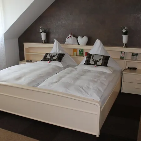 Gæstehus Mosel-pension Gaestehaus Christiane, Brodenbach